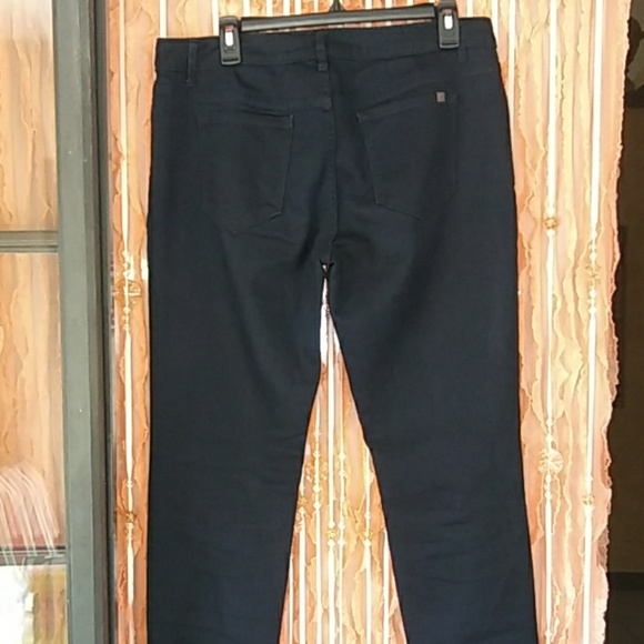 Jeans - Picture 2 of 3